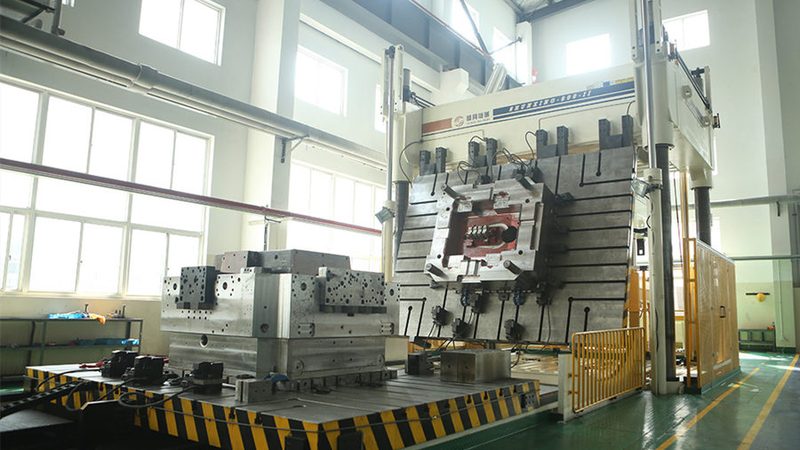 双色模具定制批发价格：揭秘其背后的工艺与价值