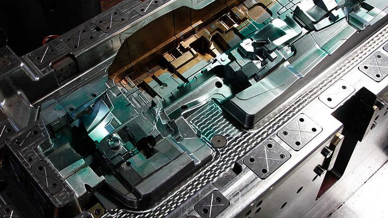 汽车模具设计与制造：关键参数解析与选型要点