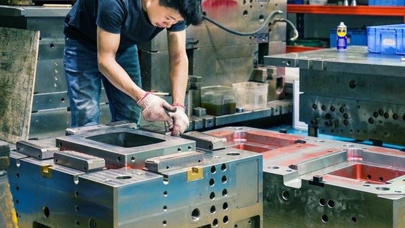 厨房设备不锈钢冲压模具：揭秘其核心工艺与选型要点**