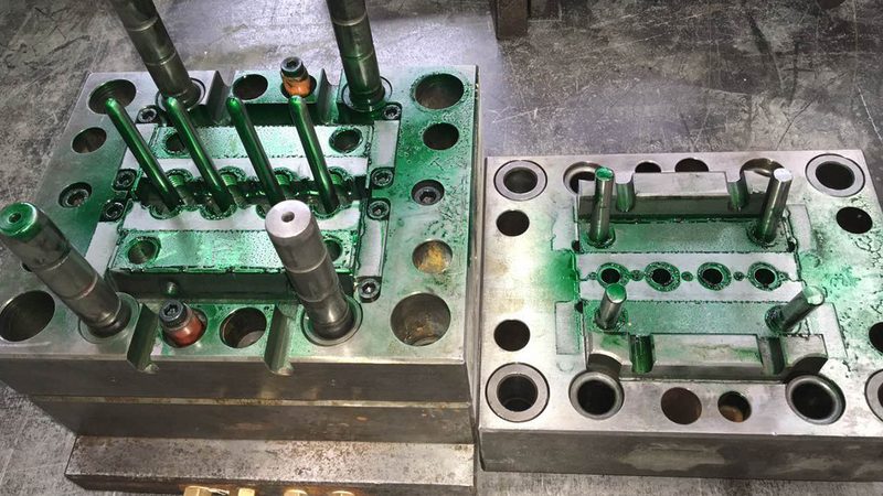 苏州家电外壳双色模具加工：工艺解析与选型要点**
