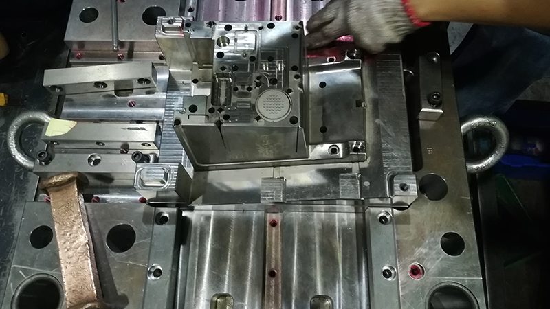 成都橡胶模具加工厂：揭秘橡胶模具加工的奥秘